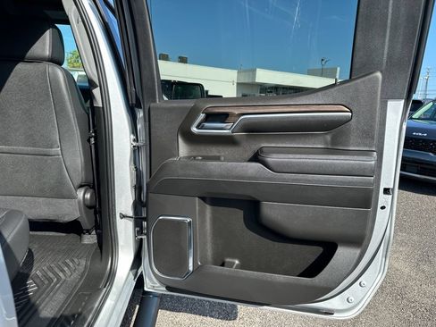 Used 2022 Chevrolet Silverado 1500 RST w/ RST All Star Premium Package AWD/4WD image 14