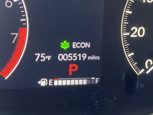 Certified 2026 Honda HR-V LX image 27