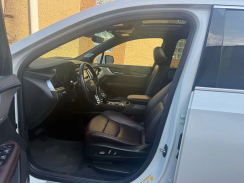 Used 2021 Cadillac XT6 Premium Luxury image 25