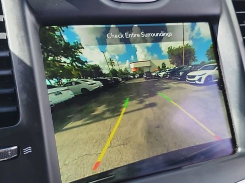 Used 2022 Chrysler 300 Touring L RWD image 36