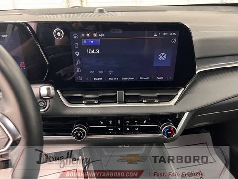 Used 2025 Chevrolet Equinox LT FWD image 42