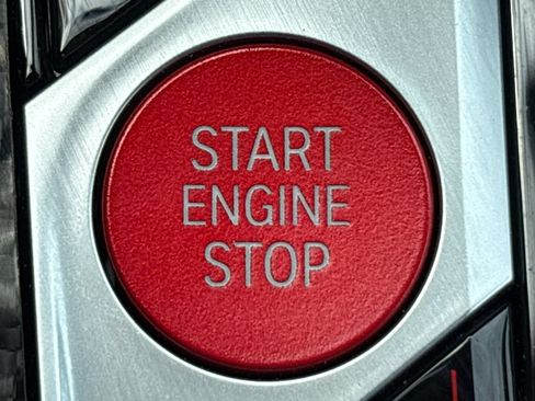 Used 2025 BMW M2 RWD image 12