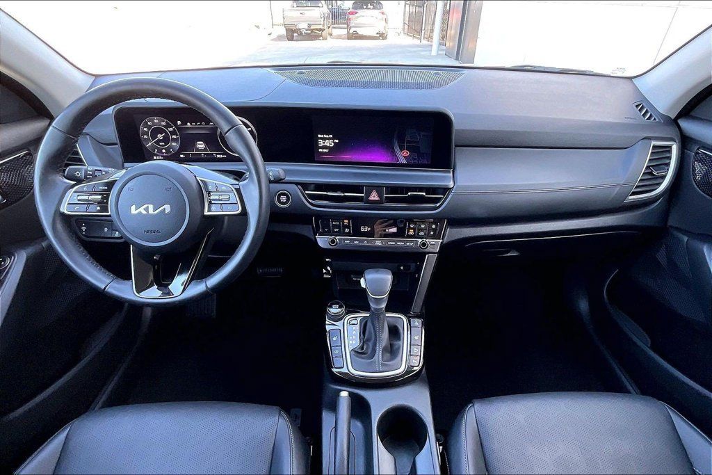 Used 2026 Kia Seltos EX AWD/4WD image 15