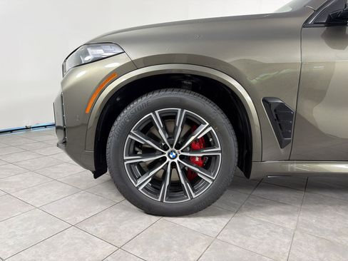 New 2026 BMW X5 xDrive40i w/ M Sport Package AWD/4WD image 10