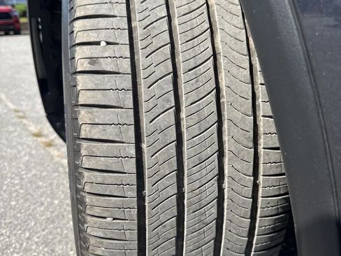 Used 2026 Tesla Model Y Long Range RWD image 35