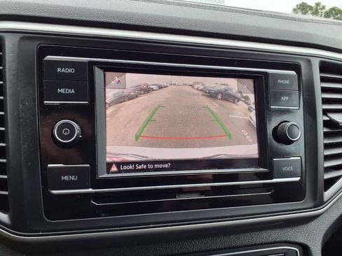 Used 2021 Volkswagen Atlas S FWD image 5