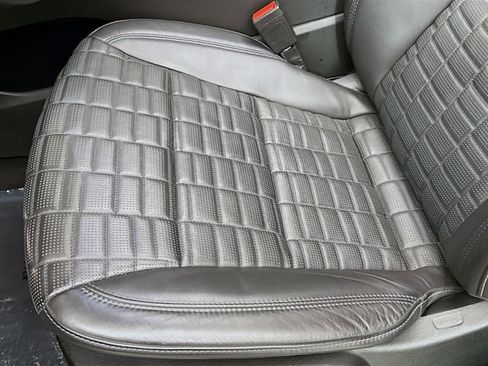 Used 2023 Cadillac Escalade ESV Sport Platinum w/ LPO, ONYX Package image 18