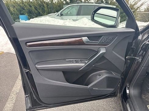 Used 2018 Audi Q5 Prestige w/ Prestige Package image 19