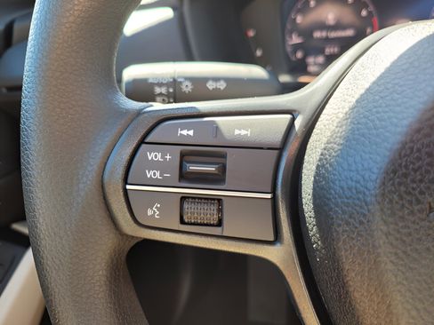 New 2025 Honda Accord SE image 30