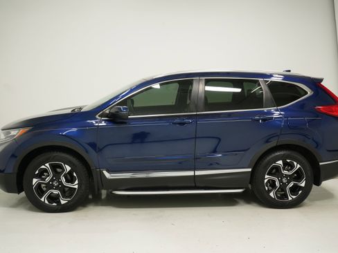 Used 2019 Honda CR-V Touring image 7