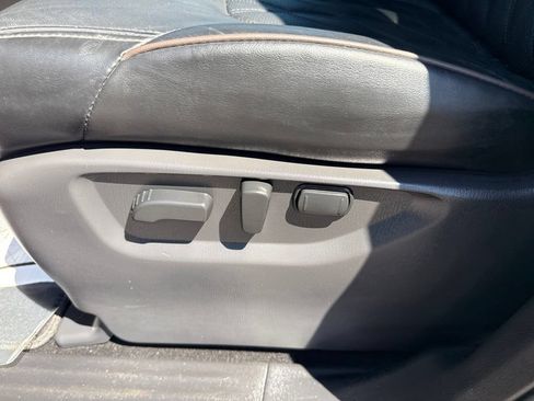 Certified 2023 Nissan Armada Platinum w/ Captain's Chairs Package AWD/4WD image 32