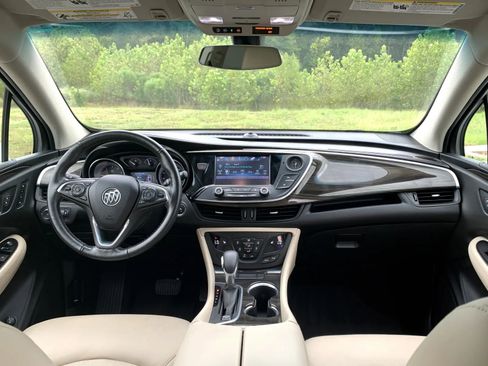 Used 2019 Buick Envision Essence image 10