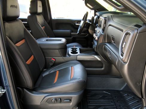 Used 2019 GMC Sierra 1500 AT4 w/ AT4 Premium Package AWD/4WD image 41