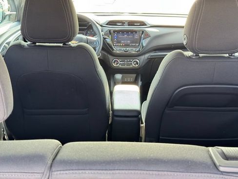 Certified 2023 Chevrolet TrailBlazer LT w/ Convenience Package FWD image 11