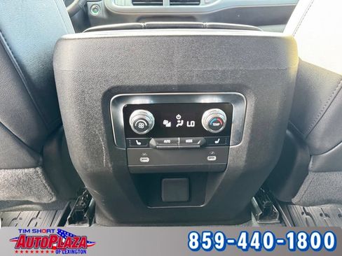 Used 2024 GMC Yukon XL AT4 w/ AT4 Premium Plus Package AWD/4WD image 37