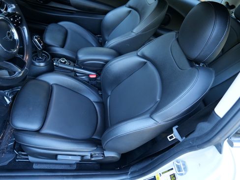 Used 2023 MINI Cooper S image 17