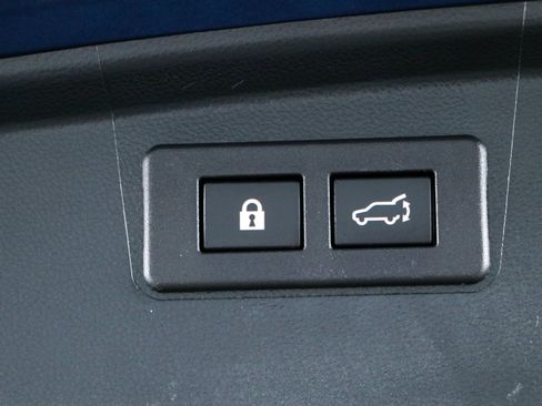 Used 2021 Subaru Outback Limited AWD/4WD image 30