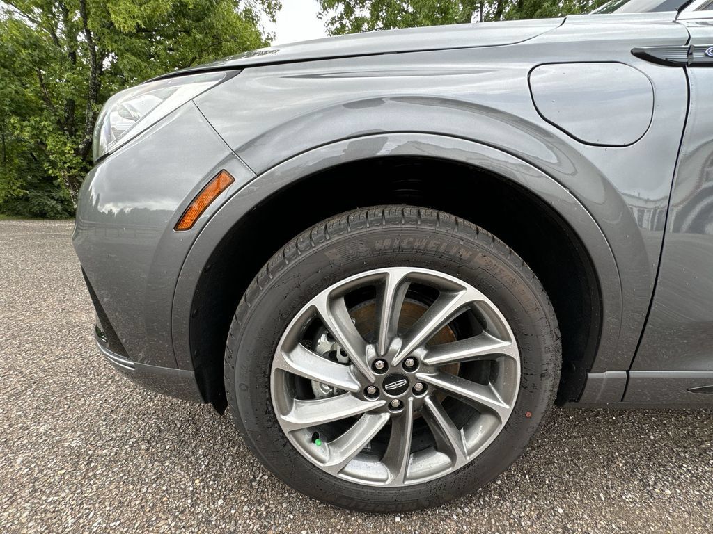 New 2024 Lincoln Corsair Grand Touring AWD/4WD image 10