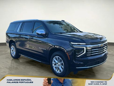 Certified 2025 Chevrolet Suburban Premier RWD image 8
