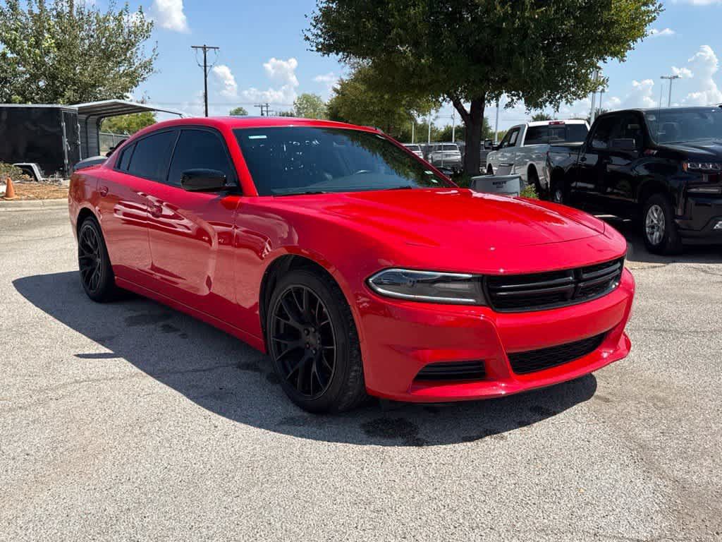 Used 2020 Dodge Charger SXT w/ Leather Interior Group RWD image 7