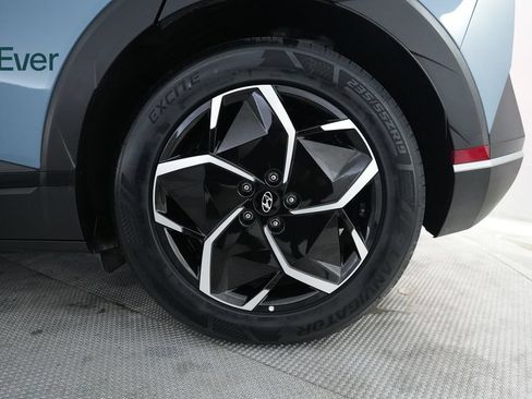 Used 2024 Hyundai Ioniq 5 SEL RWD image 9