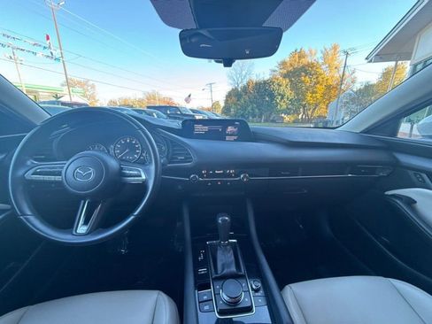 Used 2019 MAZDA MAZDA3 Sedan w/ Select Package image 21
