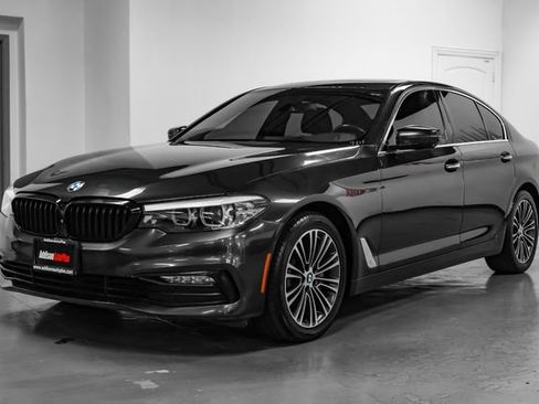 Used 2018 BMW 540i RWD image 7