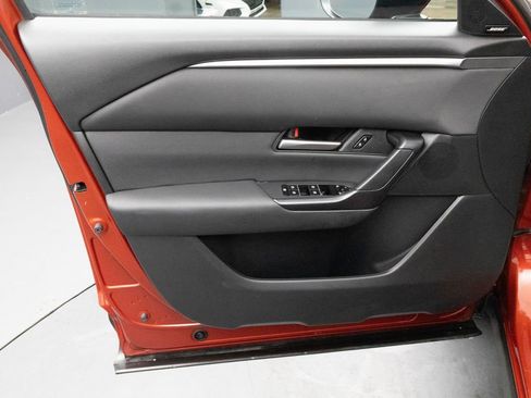 Used 2024 MAZDA CX-50 AWD 2.5 S w/ Cargo Package image 23