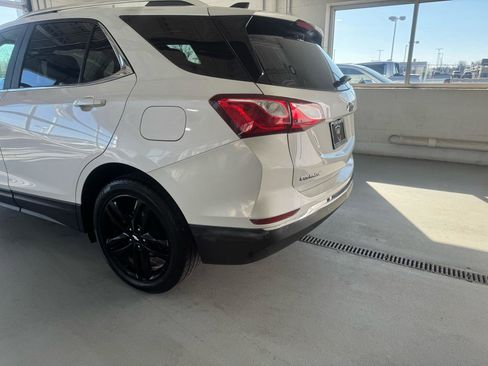 Used 2021 Chevrolet Equinox LT AWD/4WD image 7