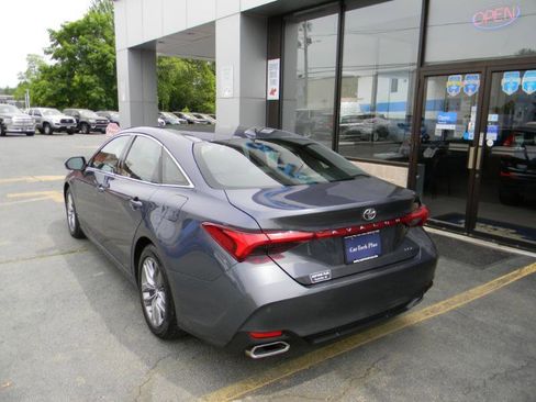 Used 2019 Toyota Avalon XLE w/ Moonroof Package FWD image 6