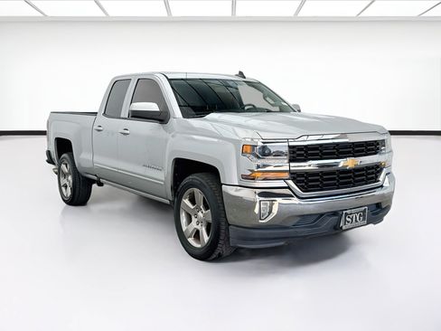 Used 2017 Chevrolet Silverado 1500 LT w/ All Star Edition RWD image 3