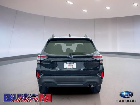 Certified 2025 Subaru Forester Premium w/ Convenience Package #1 AWD/4WD image 7