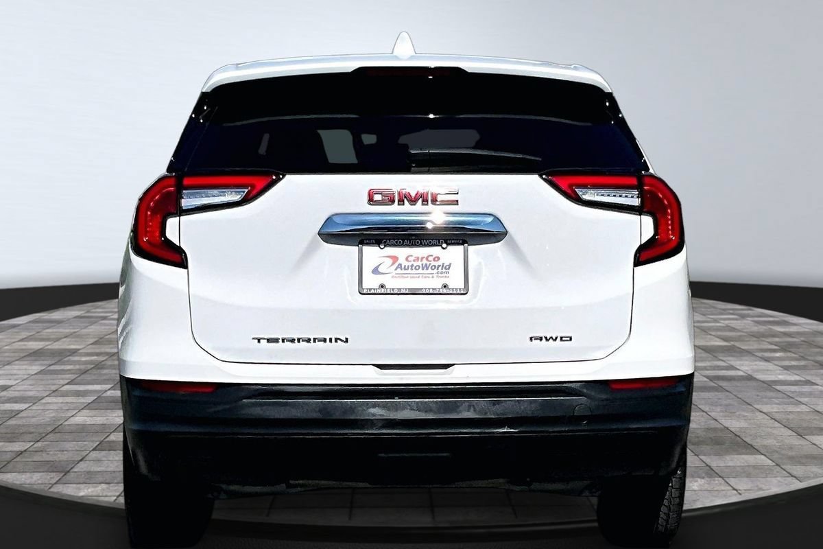 Used 2022 GMC Terrain SLE AWD/4WD image 6