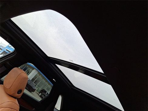 New 2025 Cadillac XT5 Premium Luxury image 10