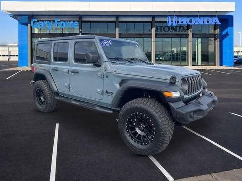 Used 2024 Jeep Wrangler Unlimited Sport AWD/4WD image 1