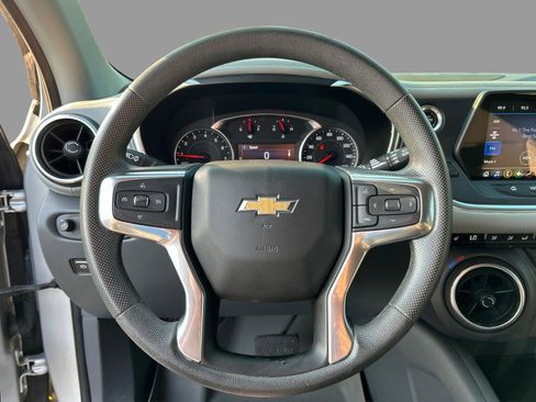 Used 2021 Chevrolet Blazer LT FWD image 28
