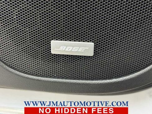 Used 2020 GMC Acadia SLT w/ Driver Alert Package II image 42