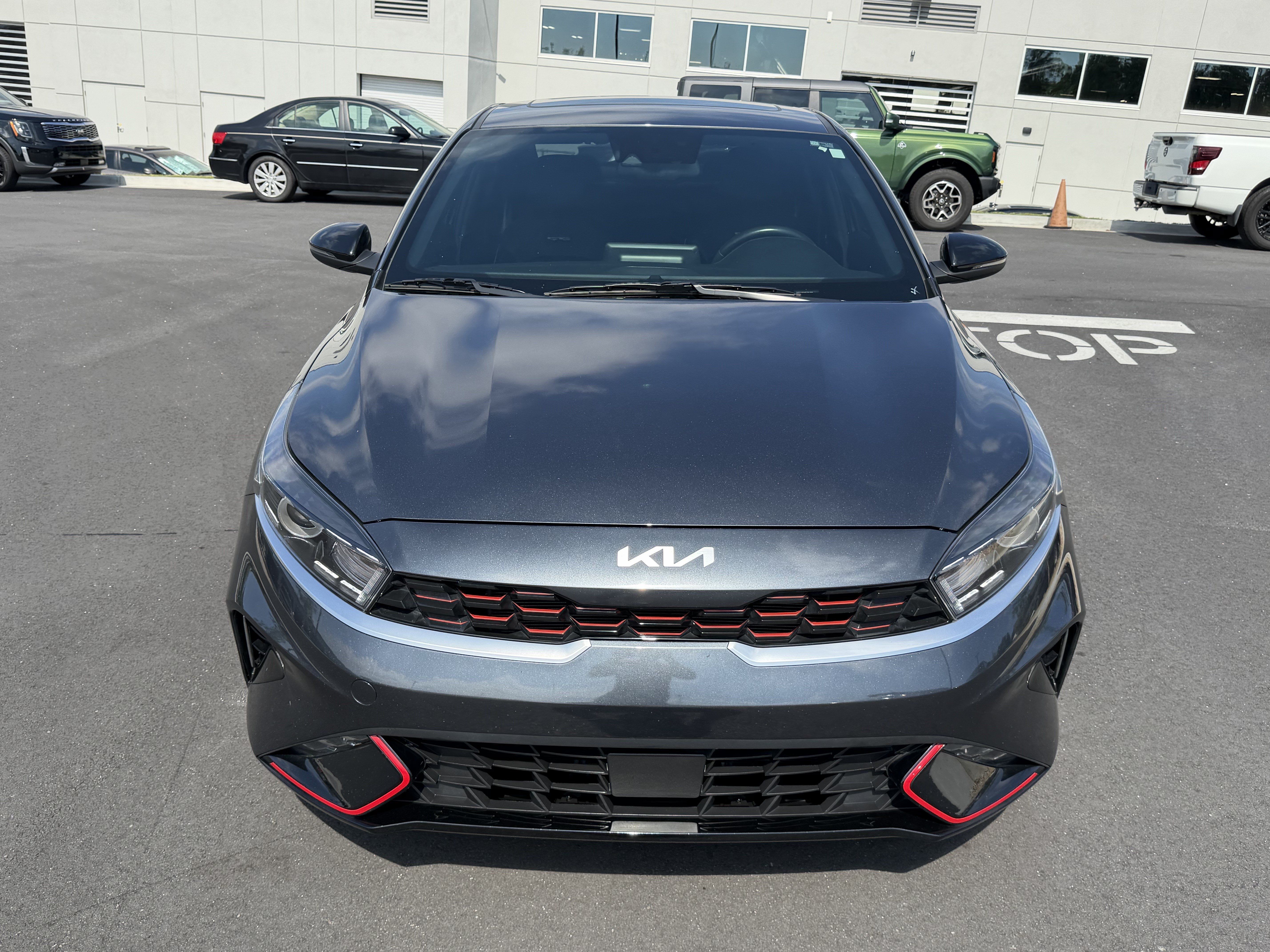 Used 2024 Kia Forte GT-Line w/ GT-Line Premium Package FWD image 2