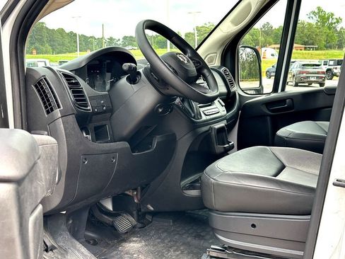 Used 2025 RAM ProMaster 2500 w/ Convenience Group FWD image 23