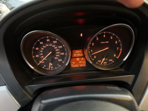 Used 2011 BMW Z4 sDrive30i image 16