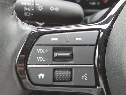 Used 2024 Honda CR-V EX-L image 32