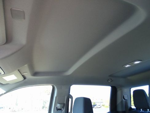 Used 2024 Chevrolet Silverado 1500 Custom image 15