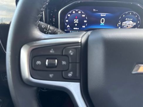Used 2024 Chevrolet Silverado 1500 LT AWD/4WD image 23