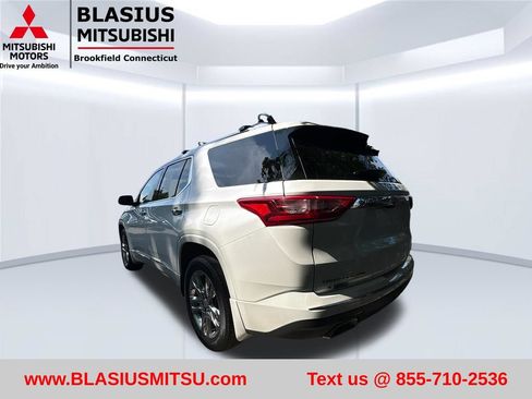 Used 2021 Chevrolet Traverse High Country w/ LPO, Floor Liner Package AWD/4WD image 12