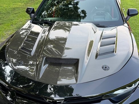Used 2018 Chevrolet Camaro ZL1 RWD image 14