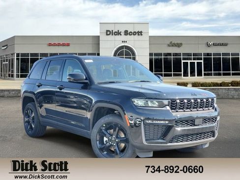 New 2026 Jeep Grand Cherokee Limited w/ Limited Altitude Package AWD/4WD image 1