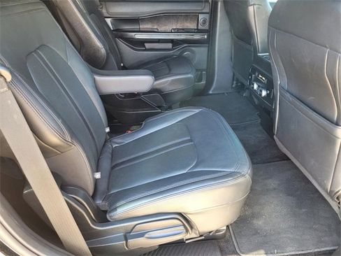 Used 2018 Ford Expedition Limited w/ Equipment Group 301A image 13