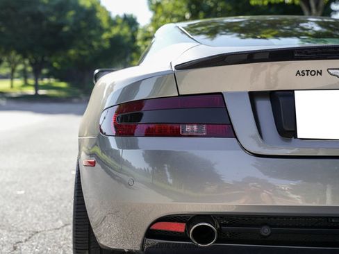 Used 2005 Aston Martin DB9 Coupe RWD image 48