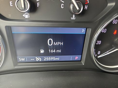 Used 2024 Buick Enclave Essence w/ Sport Touring Edition image 22