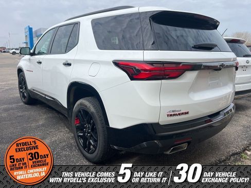 Certified 2023 Chevrolet Traverse Premier w/ Redline Edition image 5